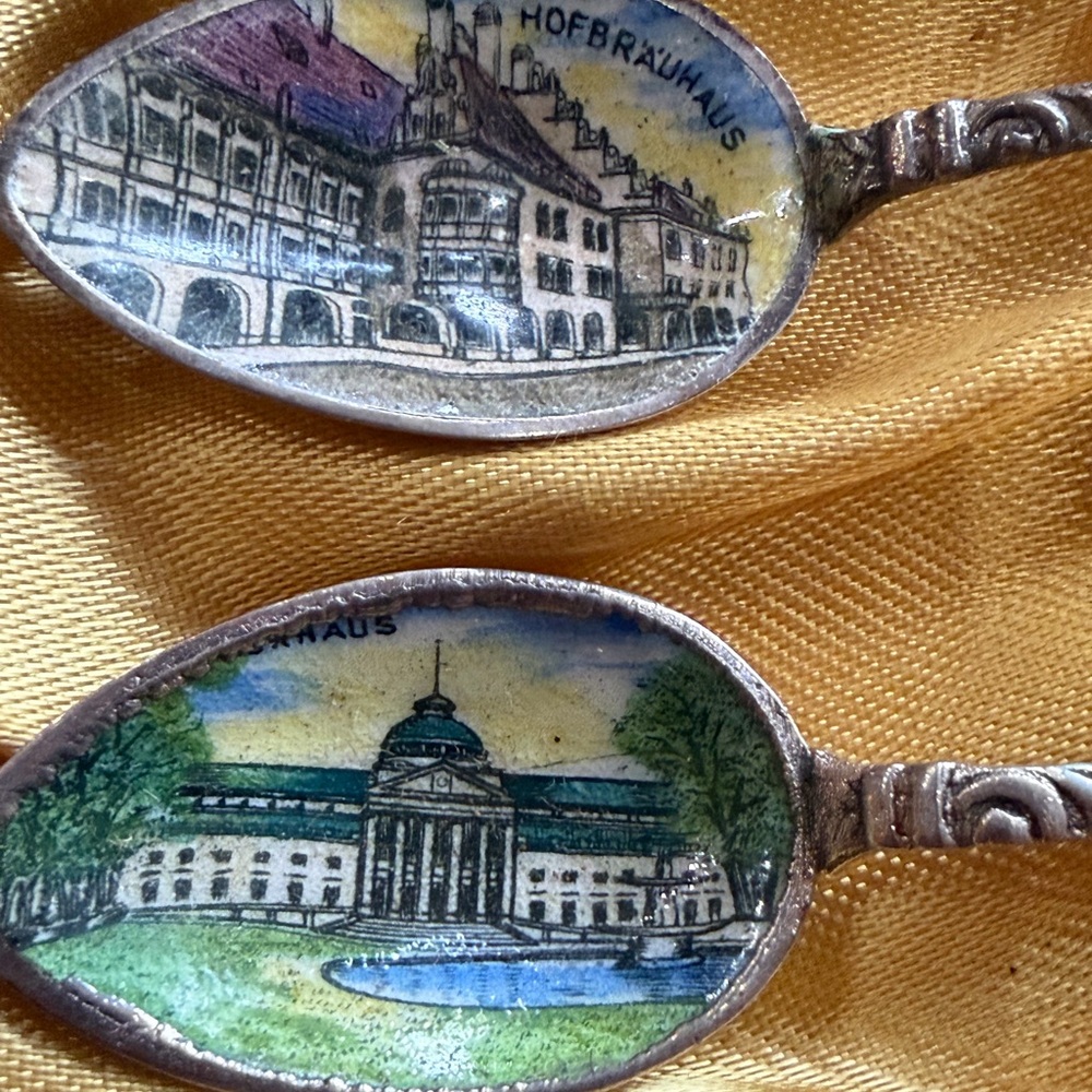 Vintage German Souvenir Spoons Set - Picture 10 of 13